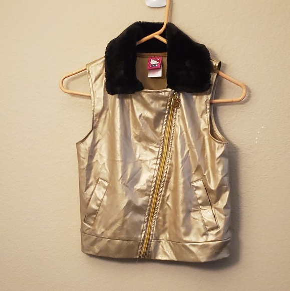 Hello Kitty Other - Hello kitty gold vest 12 with free umbrella